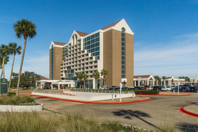 2002 Cove Park Drive, Kemah, TX 77565