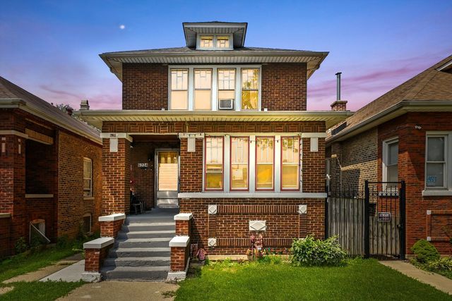 6234 S ALBANY Avenue, Chicago, IL 60629