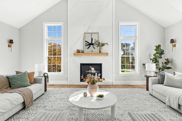 14 Liana Street, Woburn, MA 01801