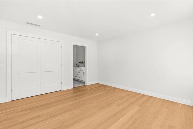 14 Liana Street, Woburn, MA 01801