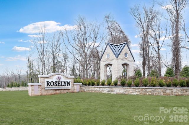 4284 Camden Glen Road 161, Lancaster, SC 29720