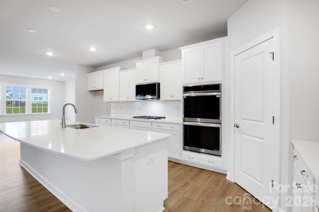 4284 Camden Glen Road 161, Lancaster, SC 29720