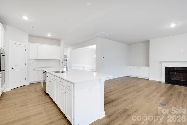 4284 Camden Glen Road 161, Lancaster, SC 29720