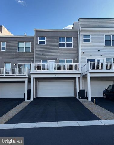 19439 SPOKAN SQ, Leesburg, VA 20175