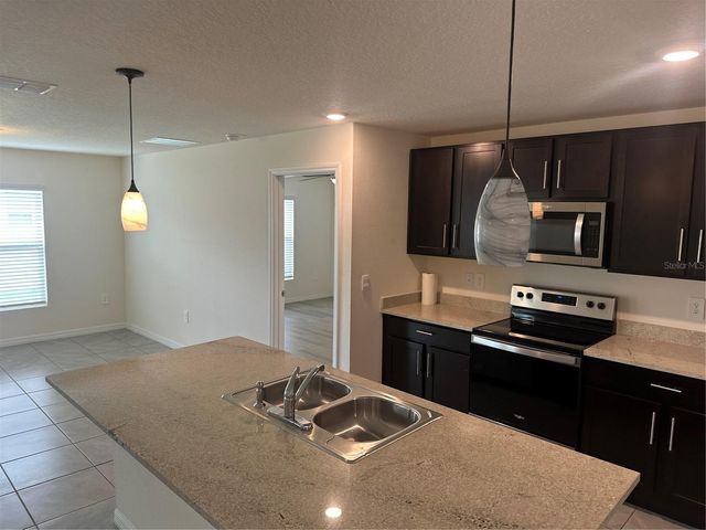 6911 SE 112TH LANE, Belleview, FL 34420