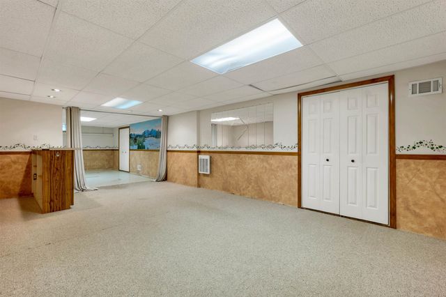 15 Tamarack Court, Manchester, NH 03103