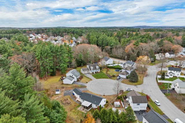 15 Tamarack Court, Manchester, NH 03103