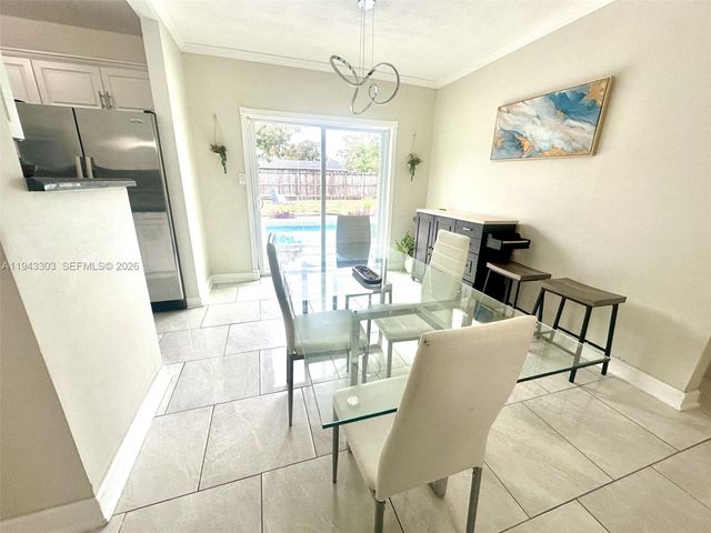 7021 Scott St., Hollywood, FL 33024