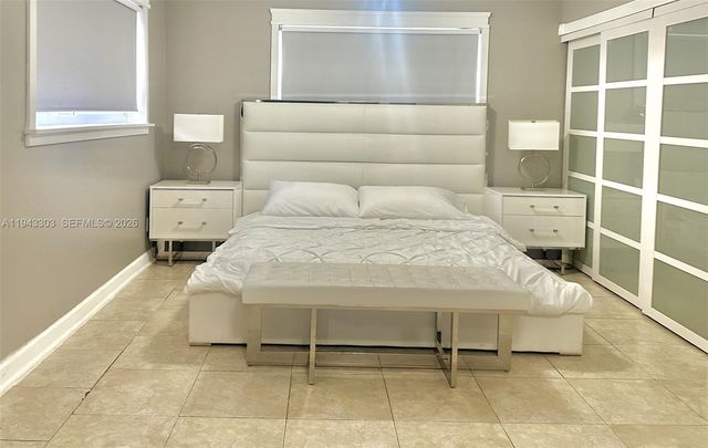 7021 Scott St., Hollywood, FL 33024