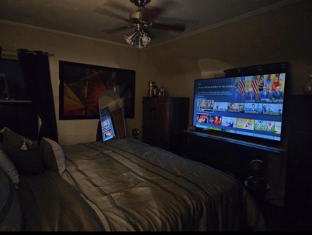 2143 S Layton BOULEVARD, Milwaukee, WI 53215