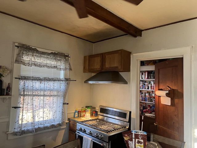 2143 S Layton BOULEVARD, Milwaukee, WI 53215