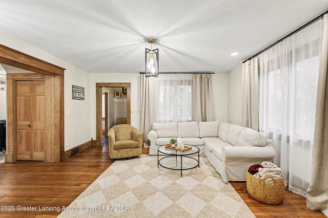 529 W Ash Street, Mason, MI 48854
