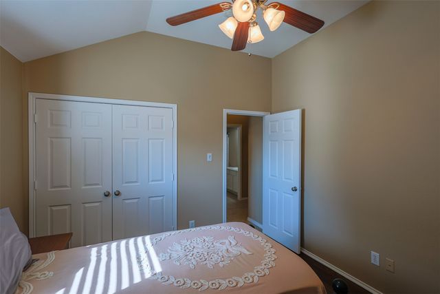 437 Sandy Creek Drive, Fort Worth, TX 76131