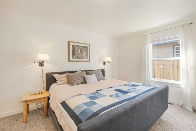 963 SE Maliah Avenue, Madras, OR 97741