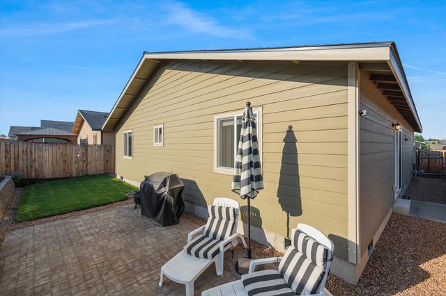 963 SE Maliah Avenue, Madras, OR 97741