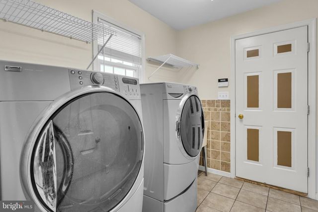 6355 CHATHAM GLENN WAY N, Harrisburg, PA 17111