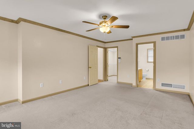 6355 CHATHAM GLENN WAY N, Harrisburg, PA 17111