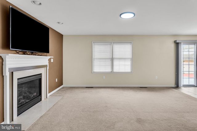 6355 CHATHAM GLENN WAY N, Harrisburg, PA 17111