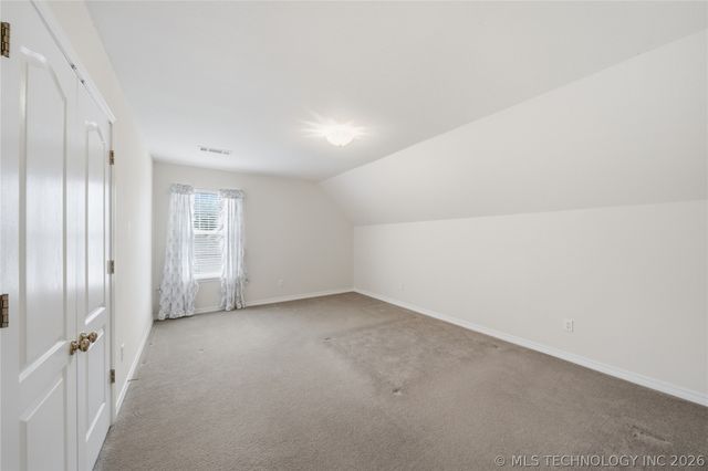 9119 N 132nd East Avenue, Owasso, OK 74055