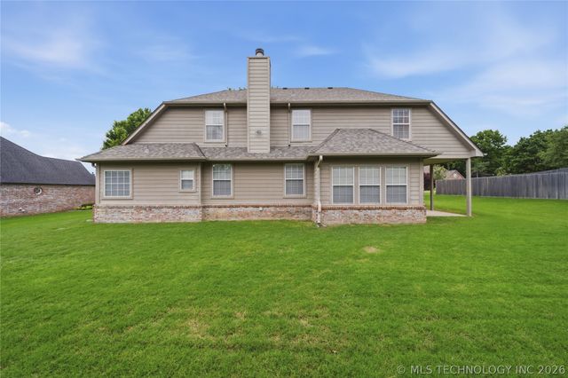 9119 N 132nd East Avenue, Owasso, OK 74055