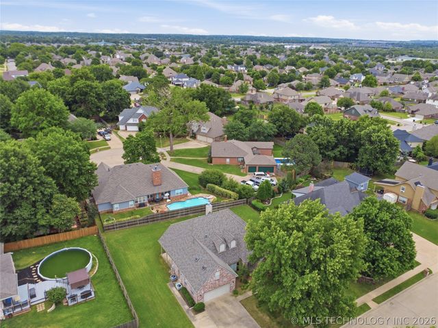 9119 N 132nd East Avenue, Owasso, OK 74055