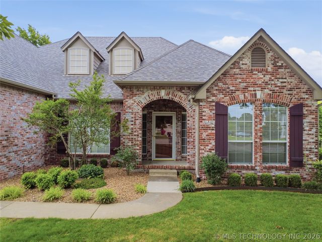 9119 N 132nd East Avenue, Owasso, OK 74055