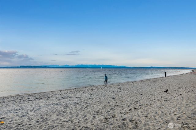 8581 Mary Avenue NW, Seattle, WA 98117