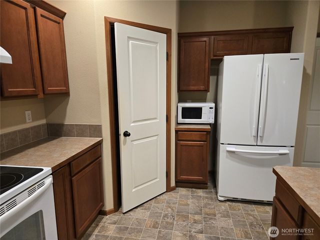 11910 61st Avenue SE, Snohomish, WA 98296