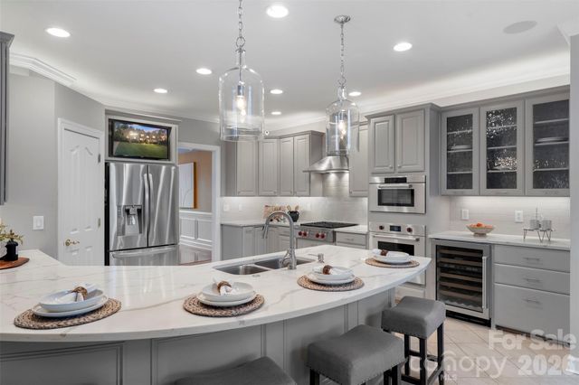 902 Fontaine Court, Waxhaw, NC 28173