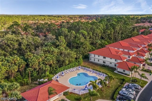 620 Luisa CT 803, Naples, FL 34104