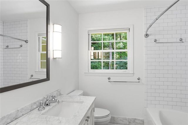 7265 Thornhill Lane NE, Atlanta, GA 30328