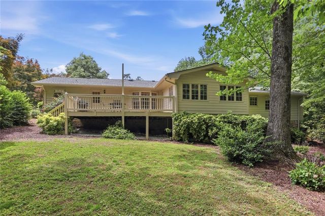 7265 Thornhill Lane NE, Atlanta, GA 30328