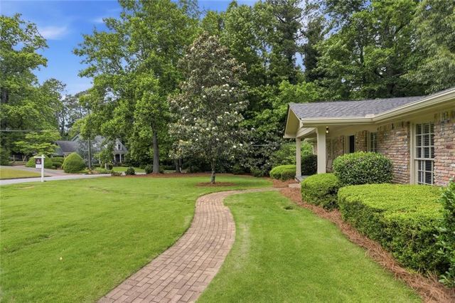 7265 Thornhill Lane NE, Atlanta, GA 30328