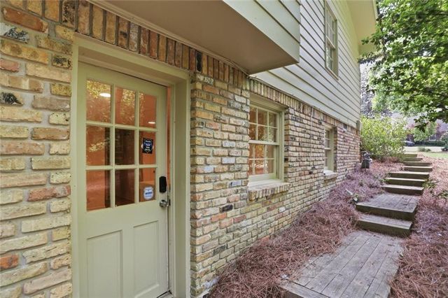 7265 Thornhill Lane NE, Atlanta, GA 30328