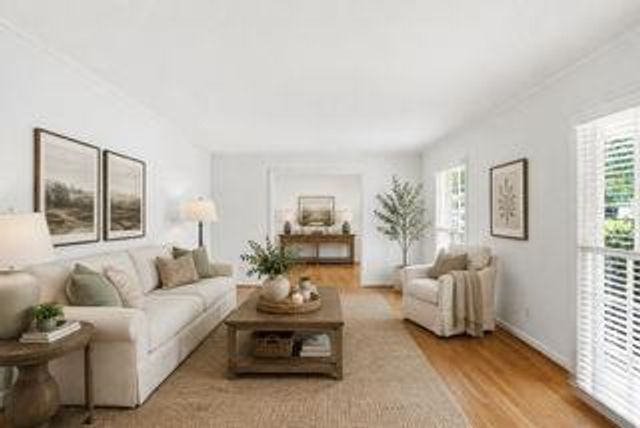 7265 Thornhill Lane NE, Atlanta, GA 30328