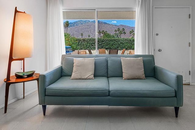 1855 E Ramon Road 14, Palm Springs, CA 92264