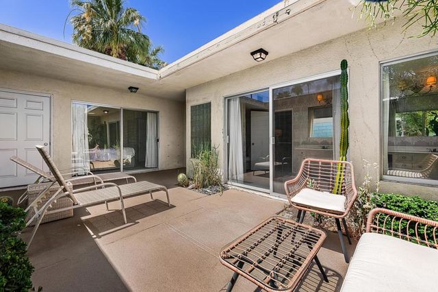 1855 E Ramon Road 14, Palm Springs, CA 92264