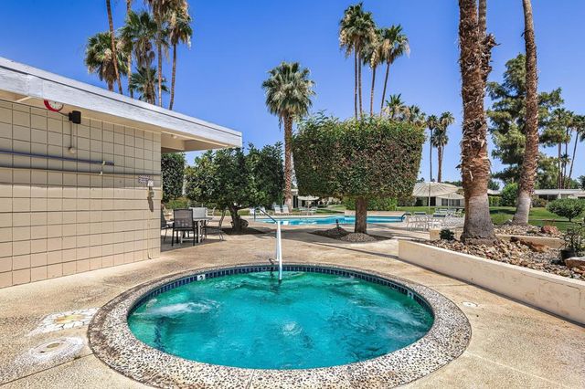 1855 E Ramon Road 14, Palm Springs, CA 92264