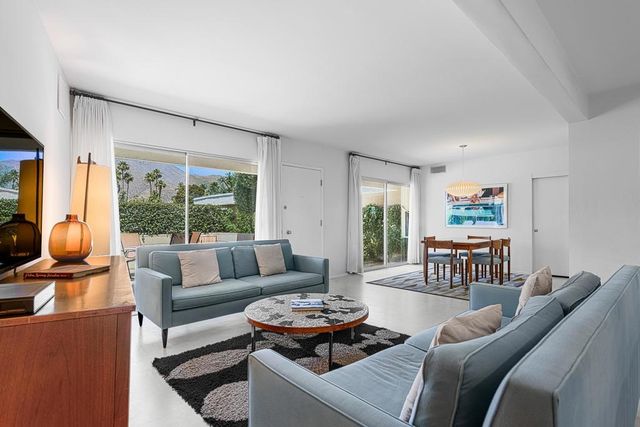 1855 E Ramon Road 14, Palm Springs, CA 92264