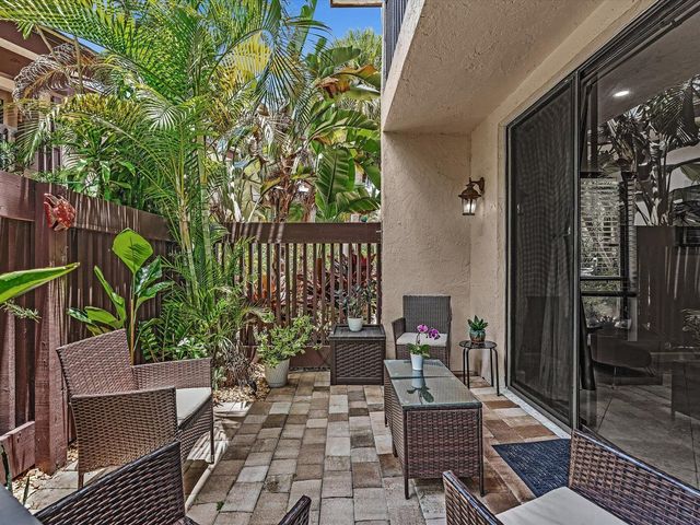 9256 SABAL RIDGE Circle C, Boca Raton, FL 33428