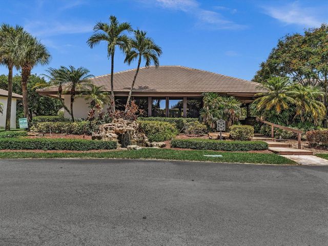 9256 SABAL RIDGE Circle C, Boca Raton, FL 33428