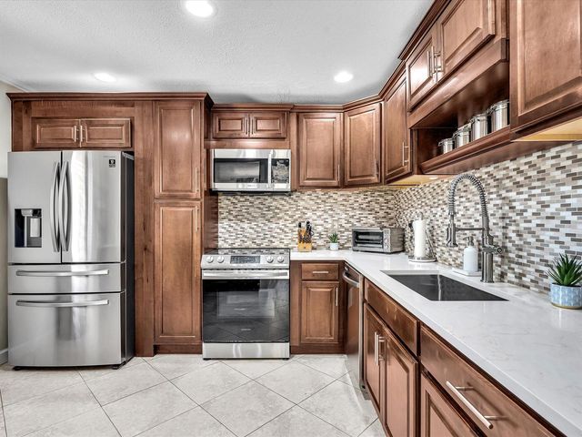 9256 SABAL RIDGE Circle C, Boca Raton, FL 33428