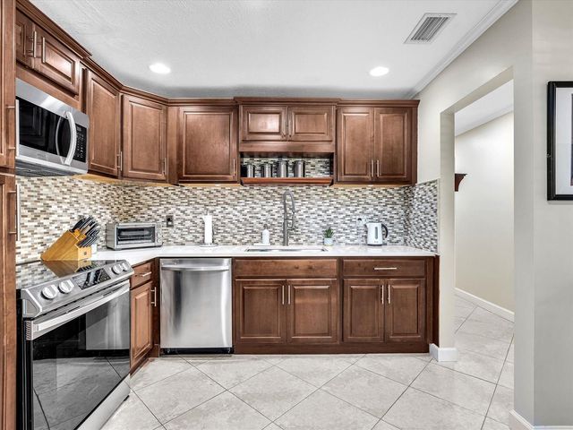 9256 SABAL RIDGE Circle C, Boca Raton, FL 33428