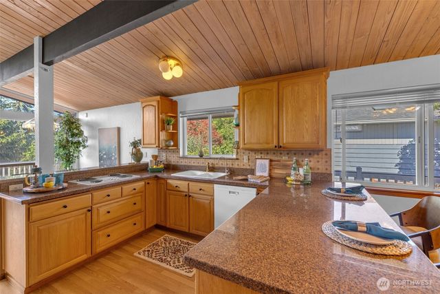 1133 E Hemlock Street, Kent, WA 98030