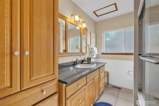 1133 E Hemlock Street, Kent, WA 98030