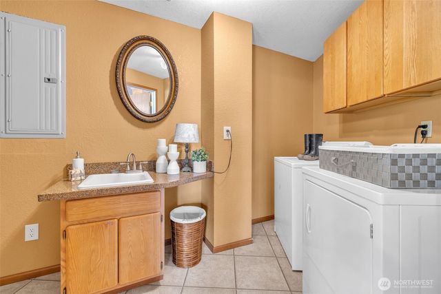 1133 E Hemlock Street, Kent, WA 98030