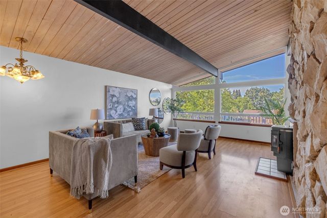1133 E Hemlock Street, Kent, WA 98030