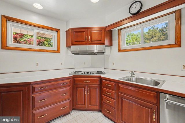 9204 SNYDER LN, Perry Hall, MD 21128