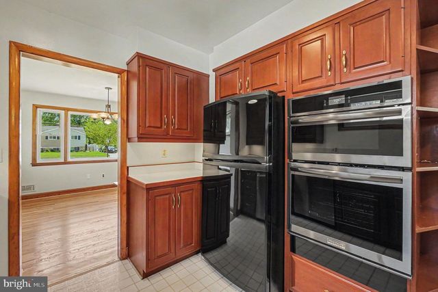 9204 SNYDER LN, Perry Hall, MD 21128