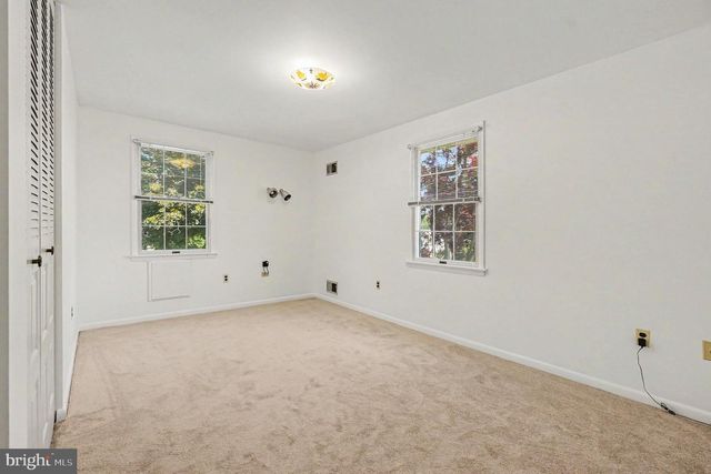 9204 SNYDER LN, Perry Hall, MD 21128